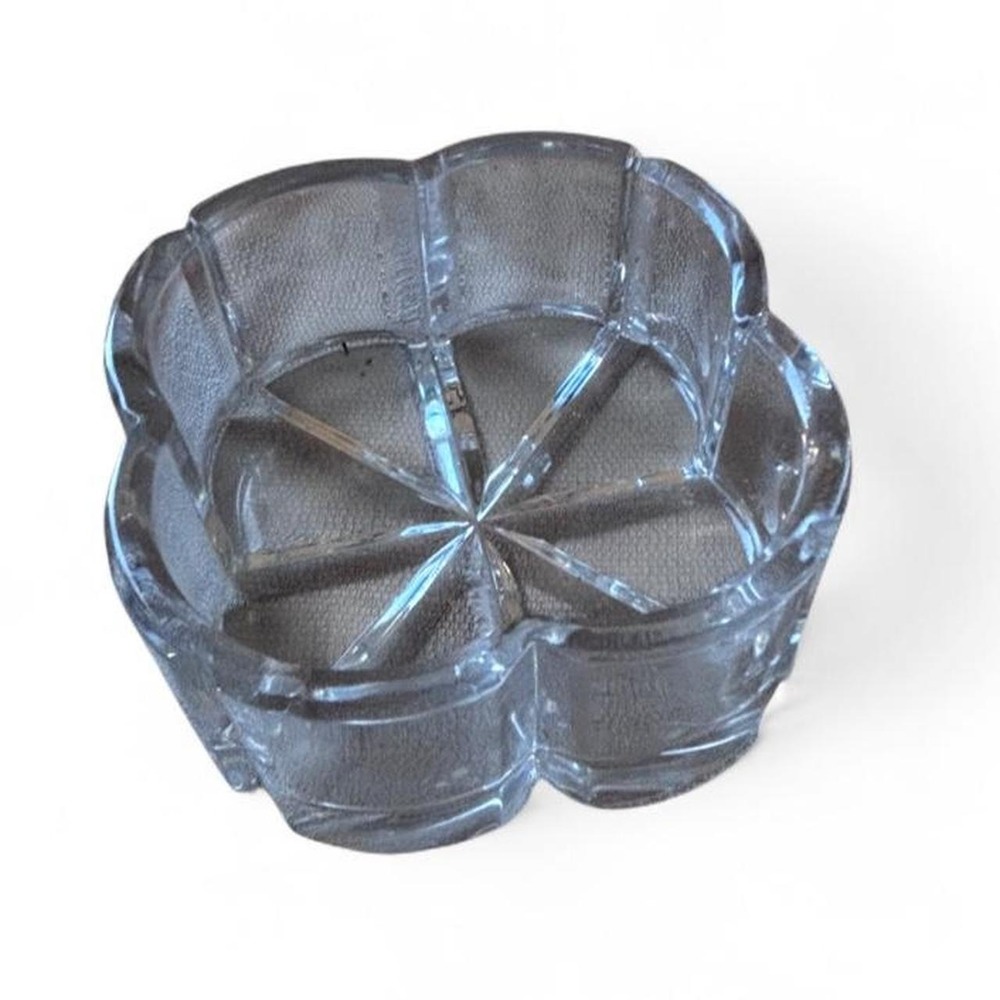 Vintage Clear Pressed Glass Flower Clover Trinket Candy Dish Bowl 4.5" Starburst